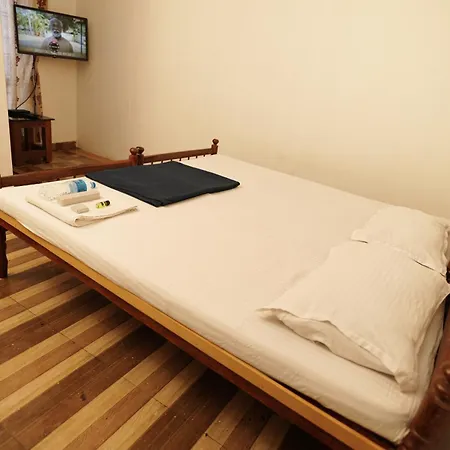 Metropolitan Serviced Villa Kochi Exterior photo