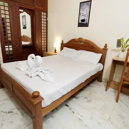 Metropolitan Serviced Villa Kochi Exterior photo