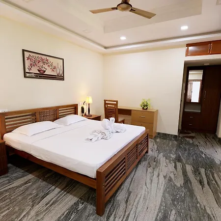 Metropolitan Serviced Villa Kochi Exterior photo