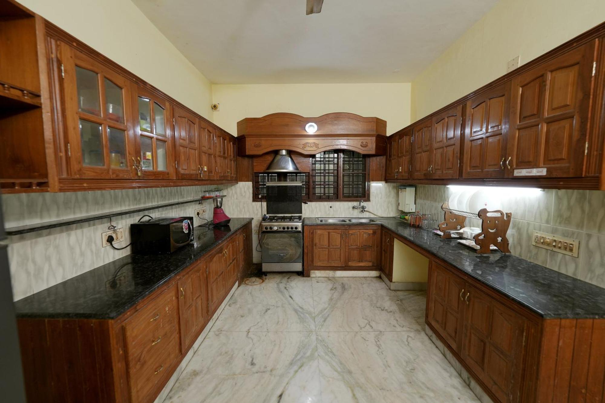 Metropolitan Serviced Homestay *