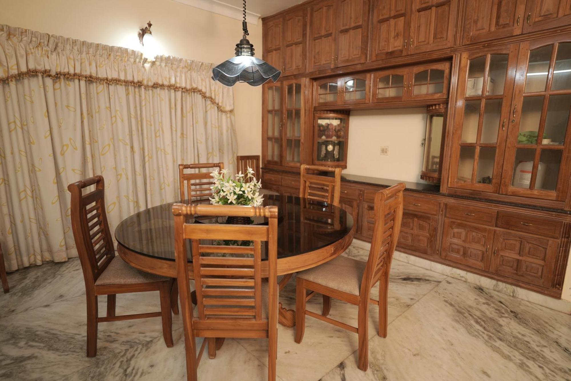 Homestay Metropolitan Serviced Kochi